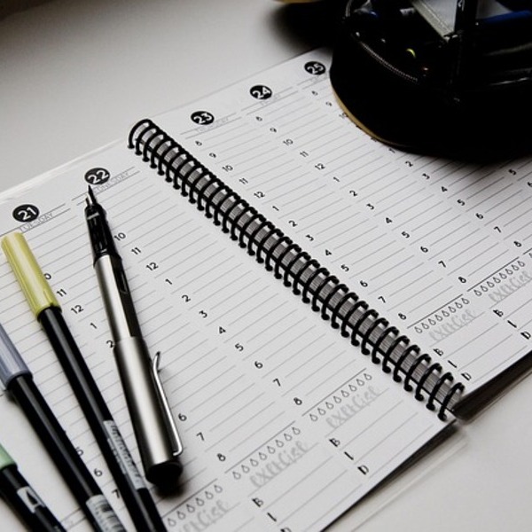 Planner und Stifte