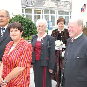 Trachtensonntag mit Ehejubilaren