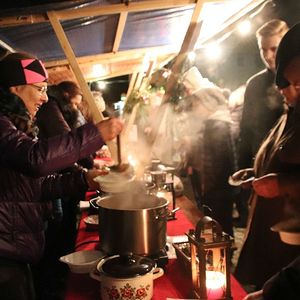 Adventkranzsegnung in St. Quirinus