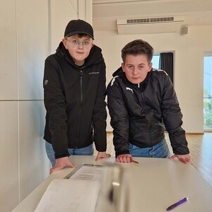 Firmlinge auf der Suche nach dem Hl, Gral