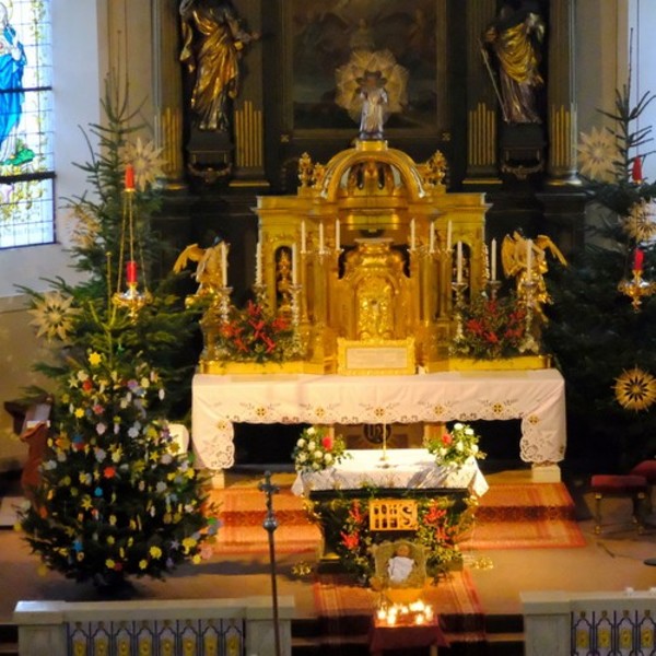 Altar mit Krippe