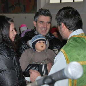 Gottesdienst und Kindersegnung mit den Taufeltern des Vorjahres