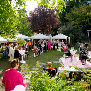 Semester Opening 2026 im Garten vom Haus der Frau