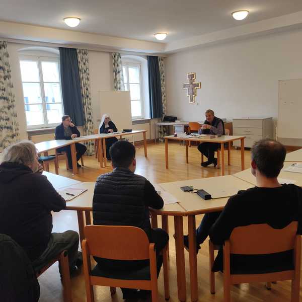 Kurs 'Der Glaube der Kirche'