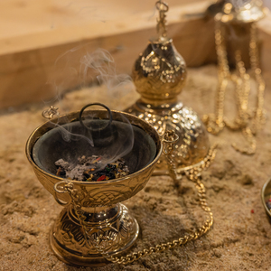 Unterschiedliche Station luden zur Beschäftigung mit dem Thema 'Friede mit mir/meinem Nächsten'