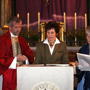 Amt und Osterkerzenverkauf