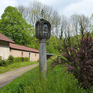 Kreuzsäule Familie Dobner