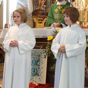 Familienmesse mit Ministrantinnenaufnahme