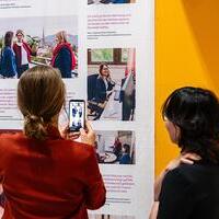 Vernissage der Fotoausstellung „Die Kirche ist weiblich“