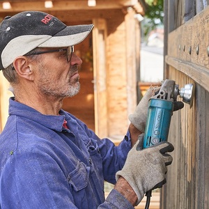 Großes Tor zum Pfarrhofgarten