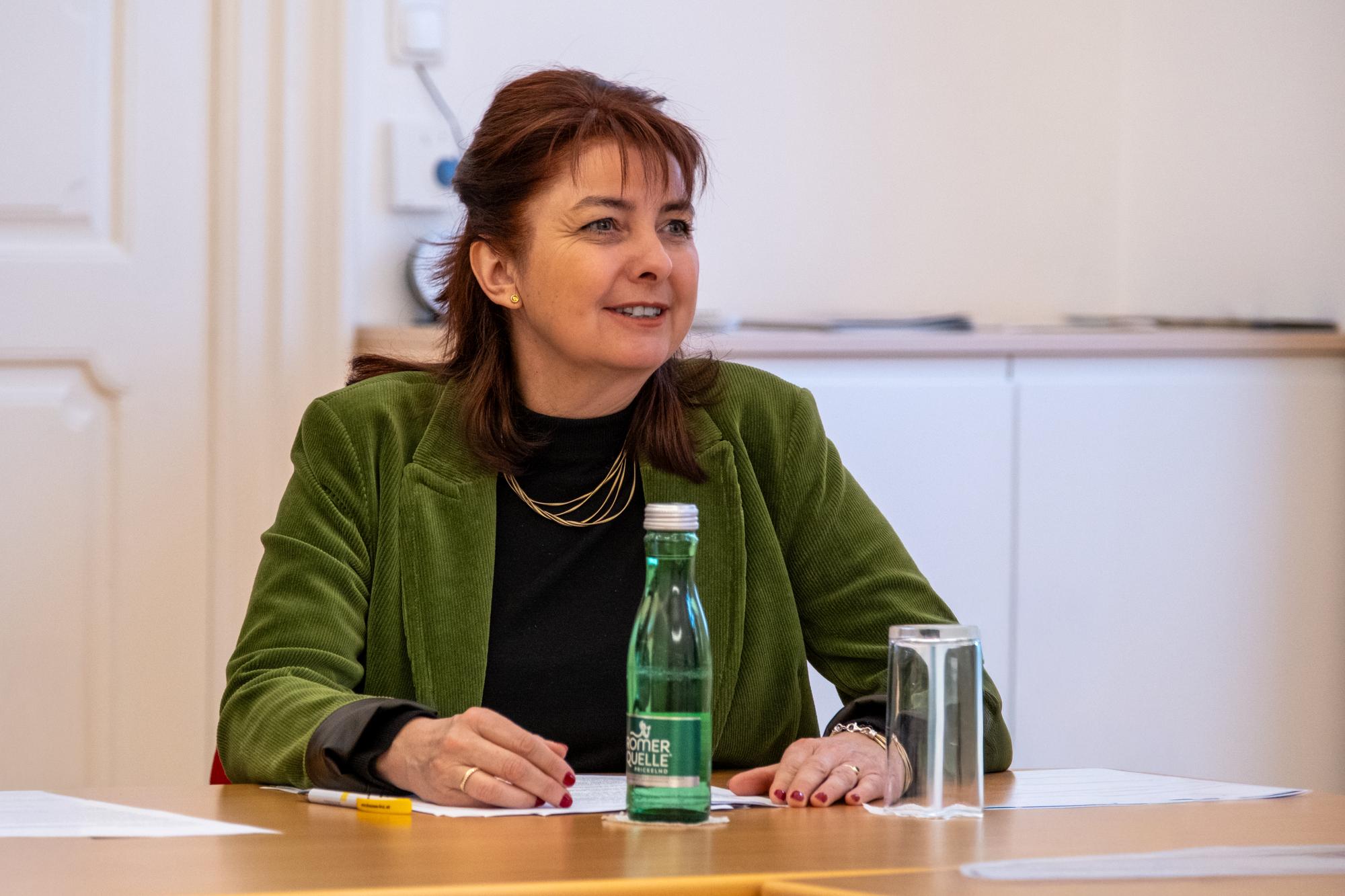 Dipl.-PAss.in Doris Wierzbicki, MASSc, Leitung Team Seelsorge im Gesundheitswesen der Di?zesanen Dienste