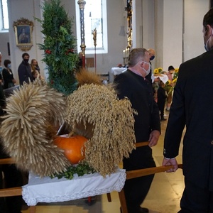 Die Pfarre Ottnang feiert Erntedank im Coronajahr 