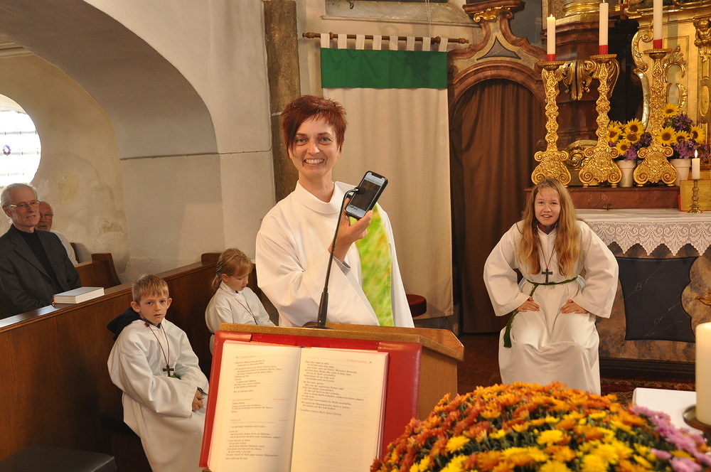 herzlich an Organistin Gerti Ramböck