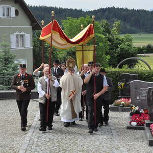 Einzug in die Kirche
