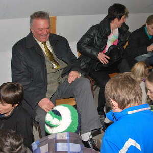 Vorstellgottesdienst und Schuhputzaktion der Firmlinge