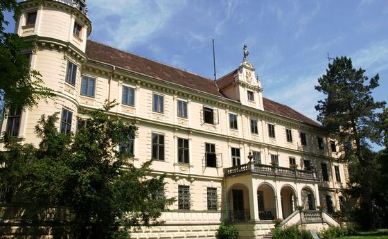 Bildungshaus Schloss Puchberg als 24-Stunden-Betreuungsmöglichkeit / © Bildungshaus Schloss Puchberg Bildungshaus Schloss Puchberg als 24-Stunden-Betreuungsmöglichkeit