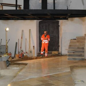 Stiege mauern, Pflasterung