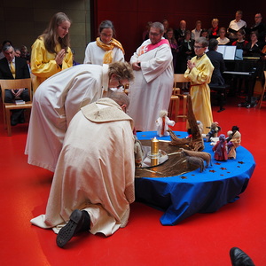 OLYMPUS DIGITAL CAMERA         