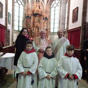 Fr. Moser, Pfarrer, Diakon, Ministranten