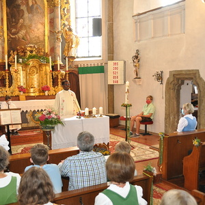 Verabschiedung Kaplan Kinsley, Kräuterweihe und Goldhauben Einladung
