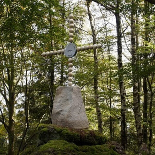 Gipfelkreuz am Leopoldschläger Berg