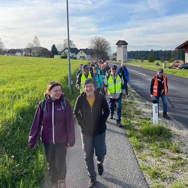 Wallfahrt nach Maria Schmolln