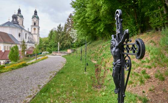 Friedhof - Kreuzbestattung / Stiftspfarre St. Florian Friedhof - Kreuzbestattung