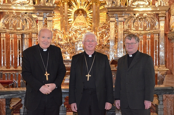 Der bisherige Vorsitzende Kardinal Christoph Schönborn, sein Nachfolger Erzbischof Franz Lackner und dessen Stellvertreter Bischof Manfred Scheuer.