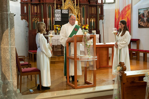 Ministrantinnen und Ministranten / © Thomas Markowetz Ministrantinnen und Ministranten