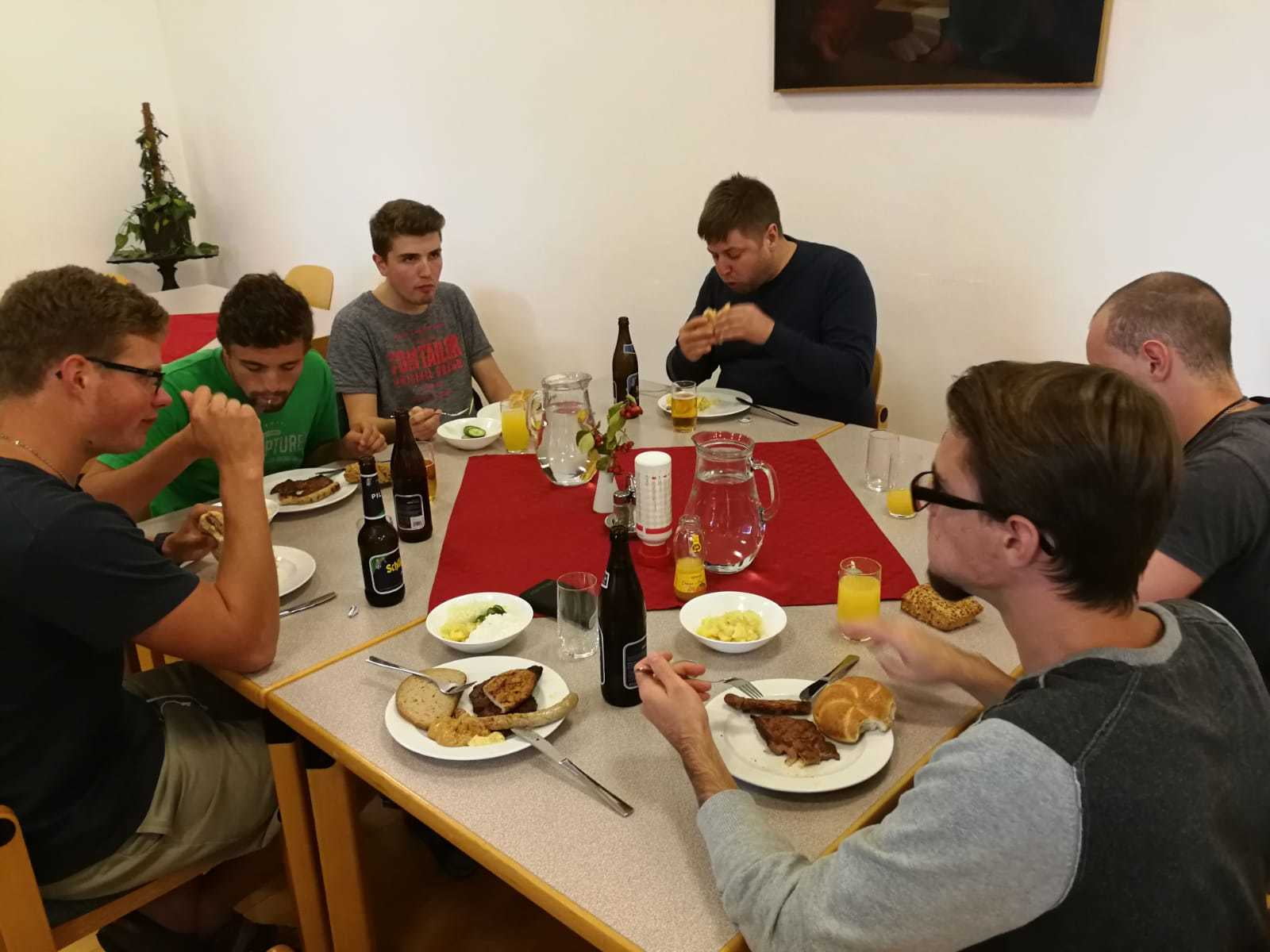 Abendliches Grillessen / Semmelmeyer