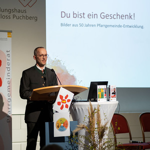Festakt: Einstimmung durch Reinhard Wimmer 