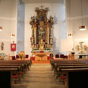 Blick zum barocken Hochaltar