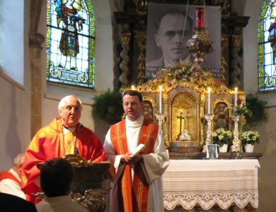 Bischof Gumbleton und P. Marte SJ