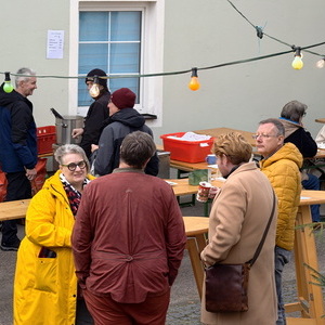 Adventmarkt der Pfarre