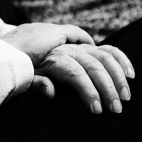 Pflegende Angehörige / © LMoonlight/pixabay.com/Pixabay License Pflegende Angehörige