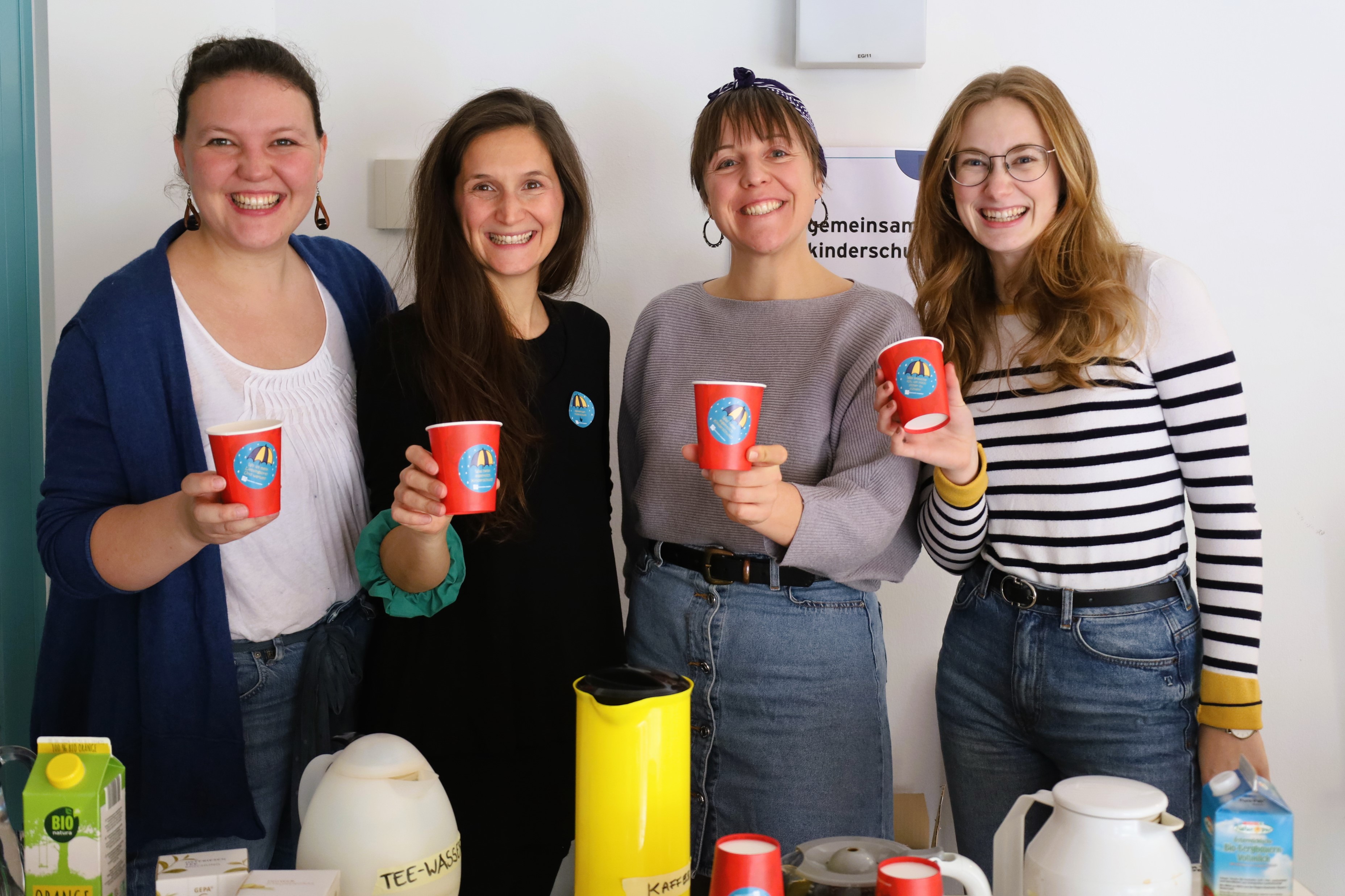 Kinderschutz-Café im Diözesanhaus (v.l.n.r. Marie Mayrhofer, Julia Schörkhuber, Viola Haas, Carina Derflinger)