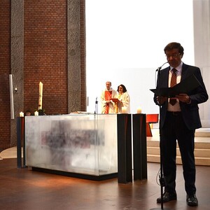 Festgottesdienst am Ostersonntag