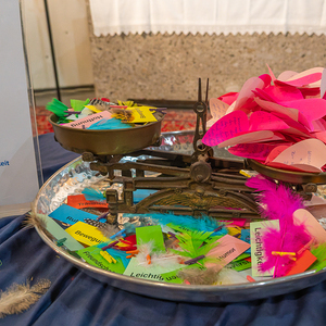 Stationen in der Pfarrkirche - Waage