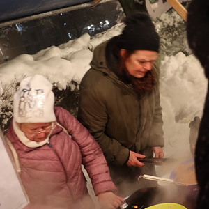 Adventfeier mit Genuss-standln in St. Quirinus