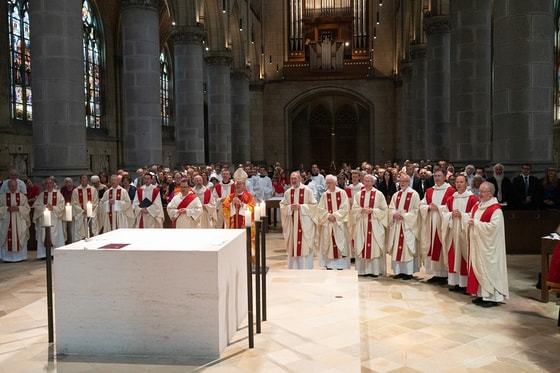 Priesterweihe von Johannes Hofer im Linzer Mariendom