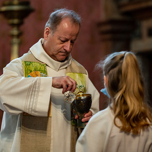 Familiengottesdienst mit Aufnahme der JS- und Ministrantenkinder vom Vorjahr