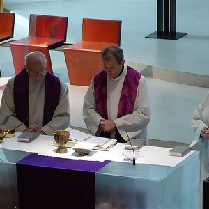 Gottesdienst und Adventkonzert mit den Voices