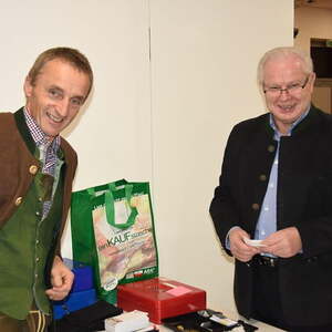 Gute Stimmung beim Ottnanger Pfarrball im Pfarrzentrum St. Stephanus