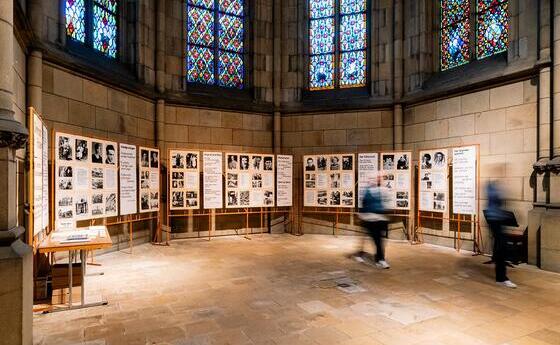 „Dennoch Rosen': Ausstellung der Werke von Rose Ausländer im Mariendom