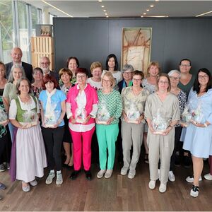 25 neu ausgebildete Bibliothekarinnen für OÖ