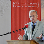 Prof. DDr. Norbert Hoerster bei seinem Referat