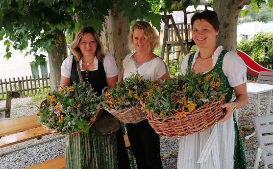 Kräuterbüscherlweihe zu Mariä Himmelfahrt am 15. August