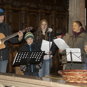 Adventkranzsegnung/Adventcafé 2024