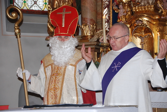 Hl. St. Nikolaus kam nach Pramet