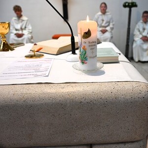 Die Gedenkkerze der Trachtengruppe